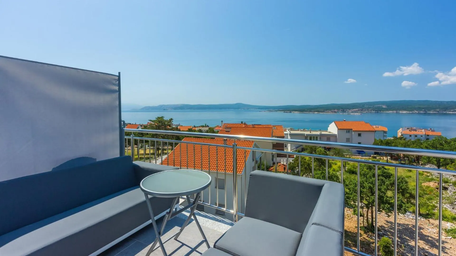 Apartments Sunshine E  Crikvenica